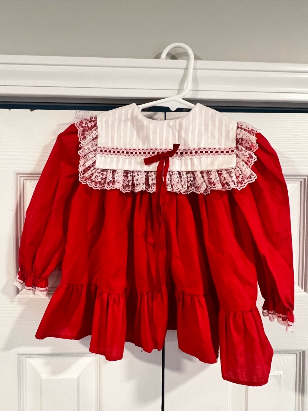 VTG Bryan Baby Girl 18M Red Dress White Lace Collar Holiday Christmas Heirloom